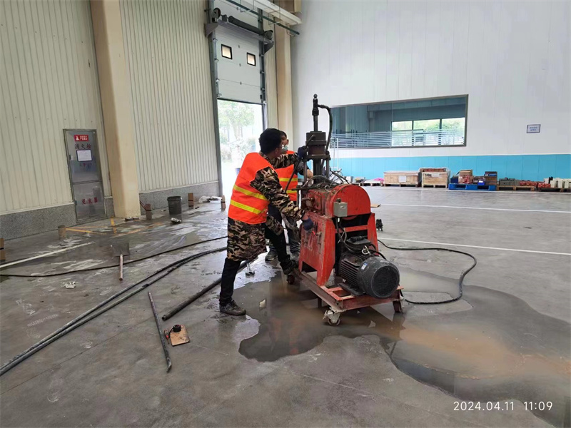 米易厂房地面下沉塌陷注浆加固施工